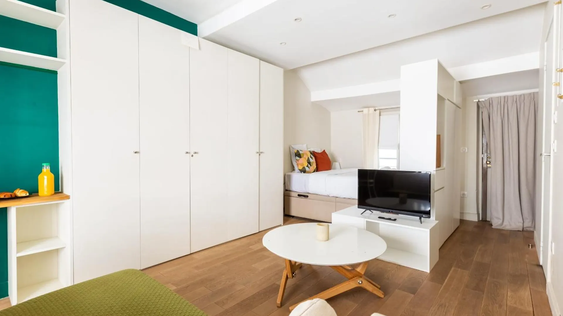 파리 111-Nice Flat In Le Marais 아파트
